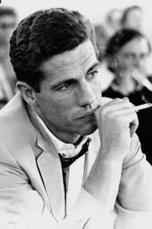 Luca Stoppini ha trabajado con James Blue en 1 ocasiones