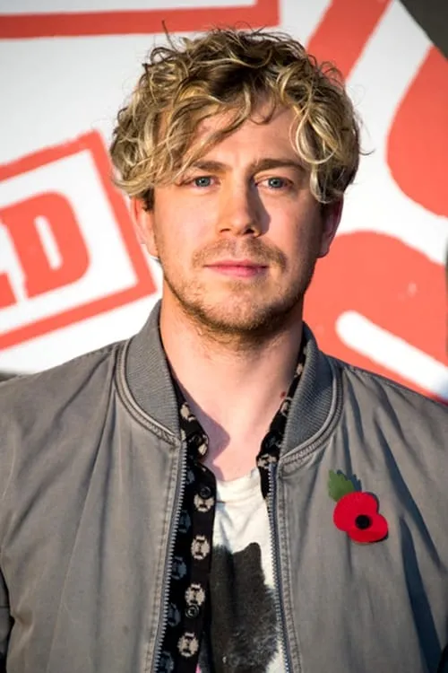 James Bourne — personaje: Self