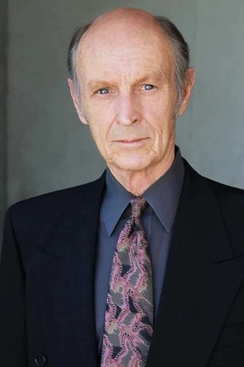 Richard Gross ha trabajado con James Carraway en 2 ocasiones