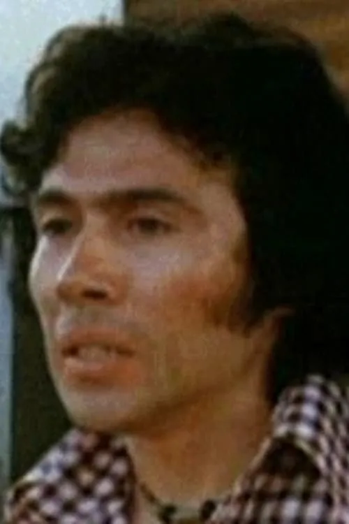 Ted Parks ha trabajado con James Espinoza en 1 ocasiones