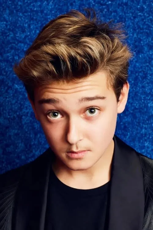 James Freedson-Jackson interpretando a Lanky