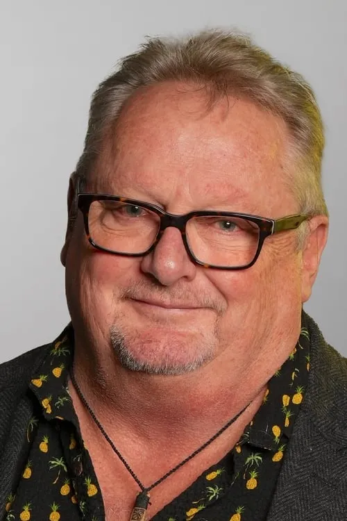 James Griffin interpretando a Ricky