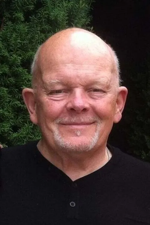 Christian Darrel Scott ha trabajado con James Hibbard en 2 ocasiones