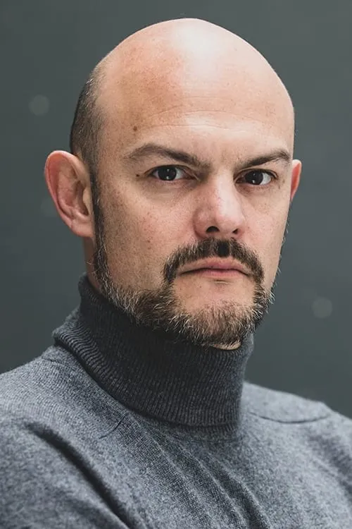 Zac Andianas ha trabajado con James Joint en 1 ocasiones