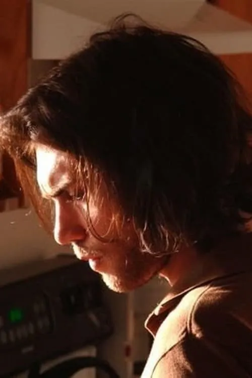 Taylor Coffman ha trabajado con James M. Hausler en 1 ocasiones