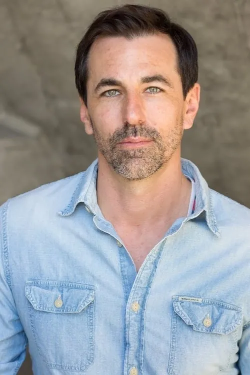 Bram Barouh ha trabajado con James McCabe en 1 ocasiones