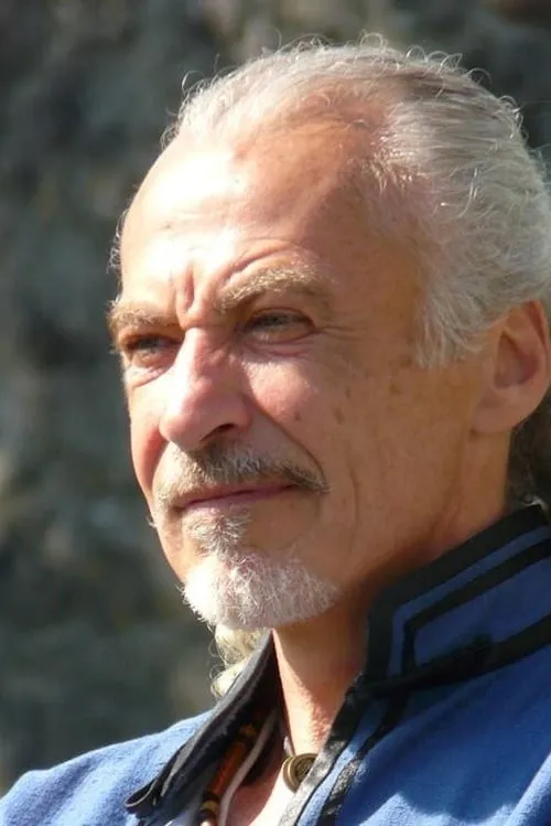 James McHale en su biografía y filmografía