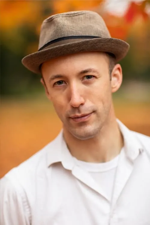 James Patrick Nelson interpretando a Jay