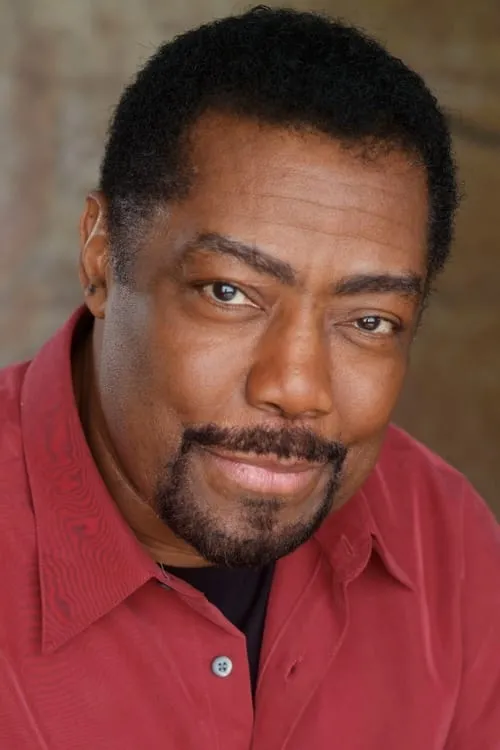 James Reynolds — personaje: Abe Carver