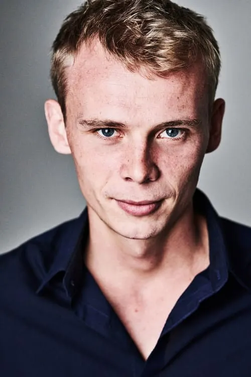 David Bark-Jones ha trabajado con James Schofield en 1 ocasiones