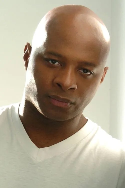 James T. Alfred en su biografía y filmografía