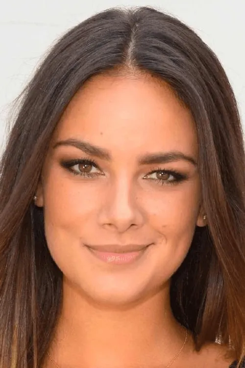 Edin Hasanovic ha trabajado con Janina Uhse en 2 ocasiones