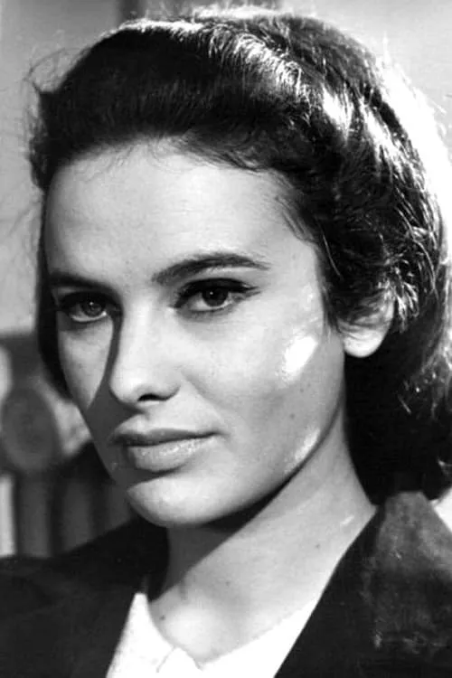 Janine Vila — personaje: Janique 'Aimée' Gauthier