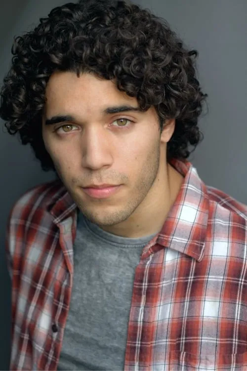 Jon Komp Shin ha trabajado con Janmarco Santiago en 1 ocasiones