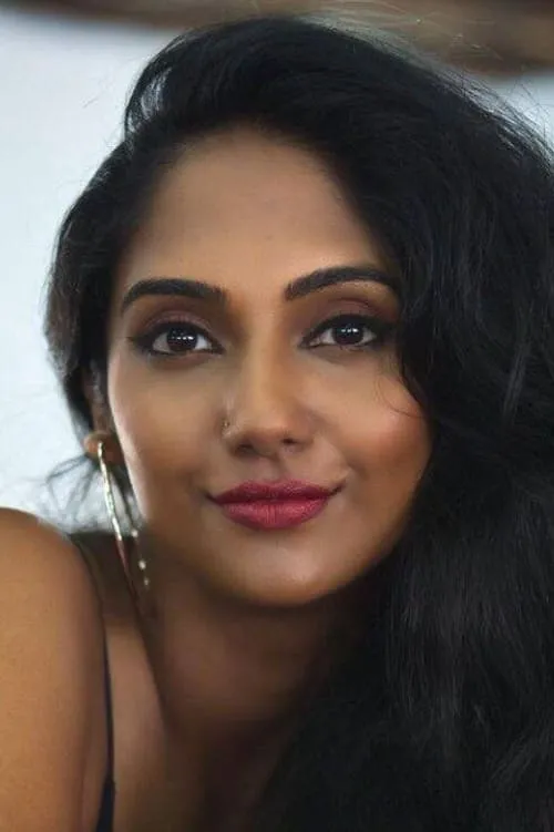 Grace Ng ha trabajado con Jasmin Lyn en 1 ocasiones