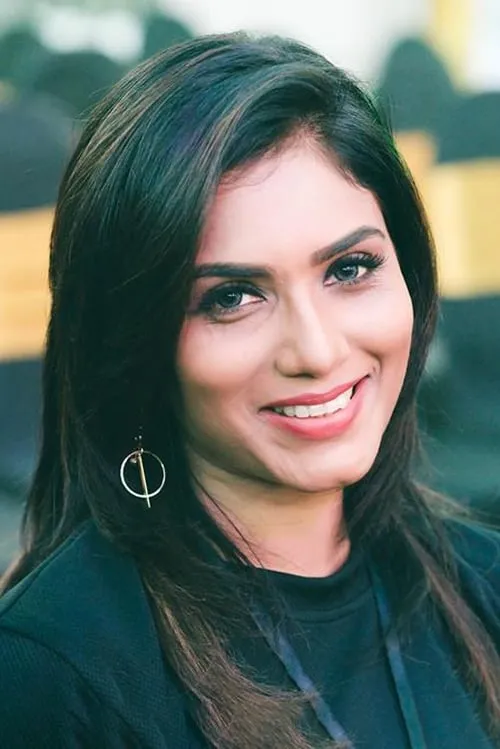 Magendran Raman ha trabajado con Jasmine Michael en 2 ocasiones