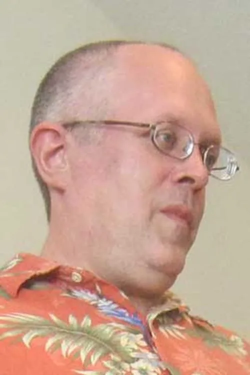 Jason Fetters interpretando a