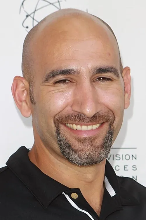 Lauren Mary Kim ha trabajado con Jason Manuel Olazabal en 1 ocasiones