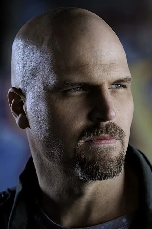 Bruce Greenwood ha trabajado con Jason Matthew Smith en 3 ocasiones