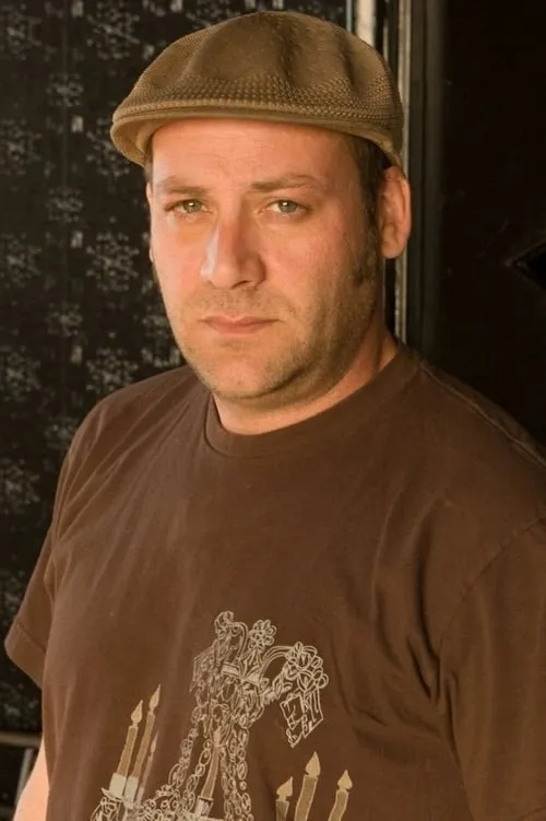 Masao Maki ha trabajado con Jason McHugh en 3 ocasiones