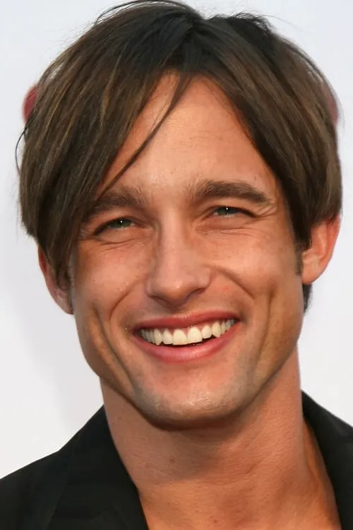 Jay Kenneth Johnson — personaje: Chris Remsen