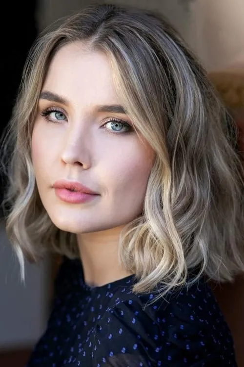 Madeleine Adams ha trabajado con Jazmyne Van Gosliga en 2 ocasiones