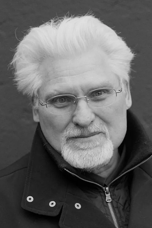 René Homier-Roy ha trabajado con Jean Barbe en 1 ocasiones