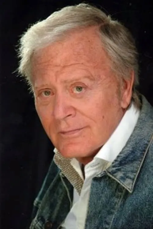 Jean Chapot interpretando a Self