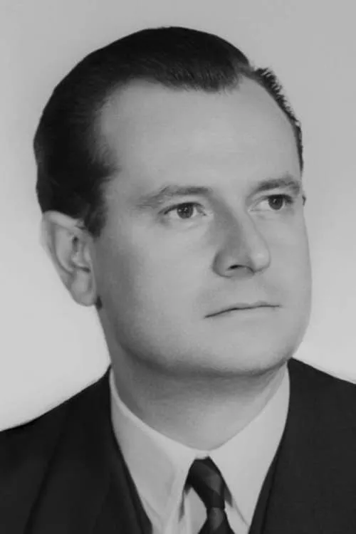 Jean-Christophe Mitterrand ha trabajado con Jean Lecanuet en 1 ocasiones