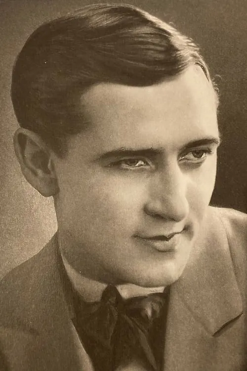 Robert Hébert ha trabajado con Jean-Louis Allibert en 1 ocasiones