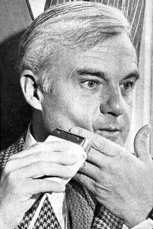 Jean Marsan interpretando a Un monsieur