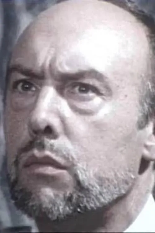 Jean-Paul Cisife interpretando a Le chef milicien