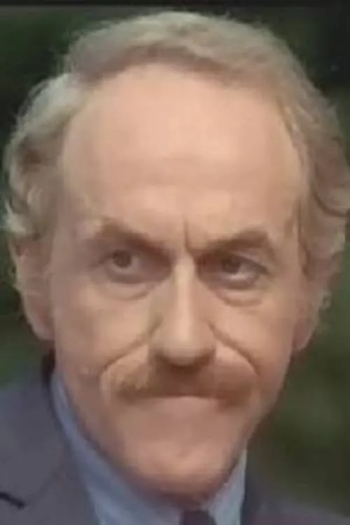 Jean Rupert interpretando a Le portier