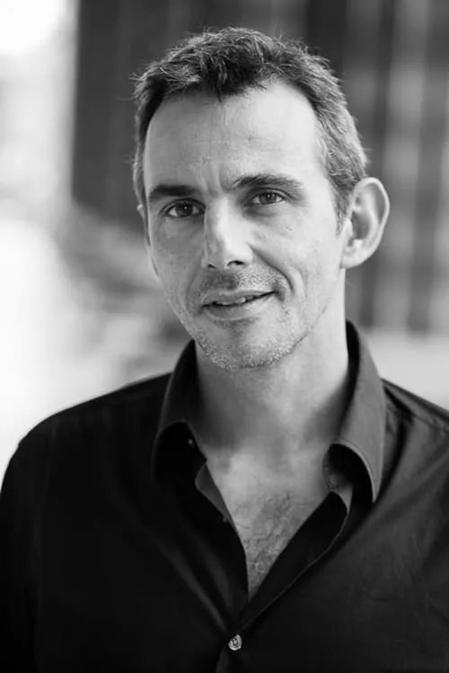 Bruno Bayeux ha trabajado con Jean-Sébastien Bou en 1 ocasiones