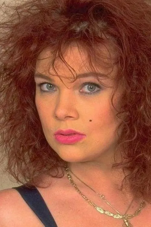 Annette ha trabajado con Jeanette Lange en 1 ocasiones