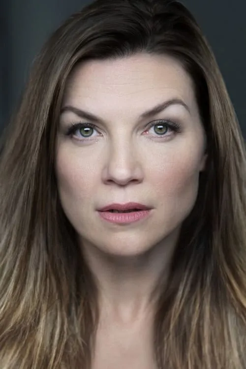 Jeanine Bartel interpretando a Michaela Vandy