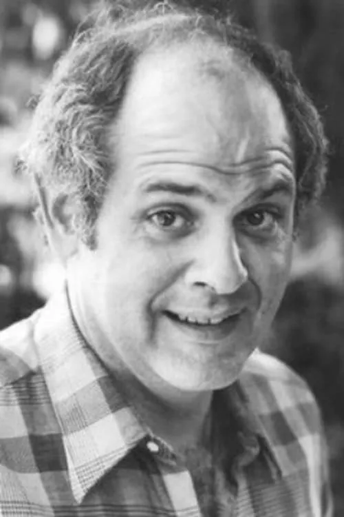 Jeff Gillen interpretando a Fancher