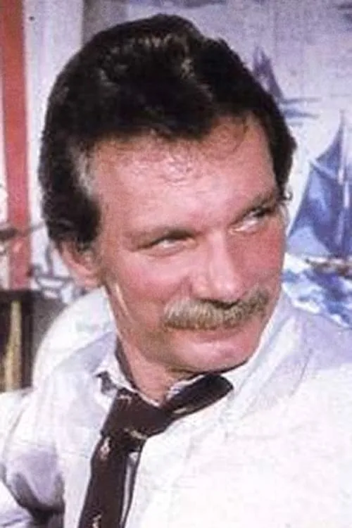 Jeff Staller interpretando a