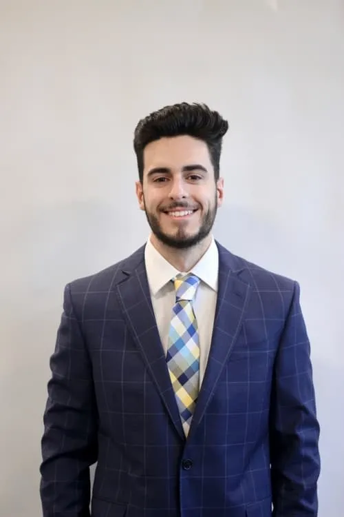 Victoria Squire ha trabajado con Jefferson Ferrara en 1 ocasiones