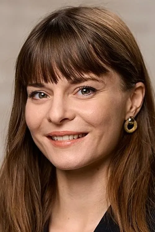 Michael Rasmussen ha trabajado con Jelena Bundalovic en 1 ocasiones