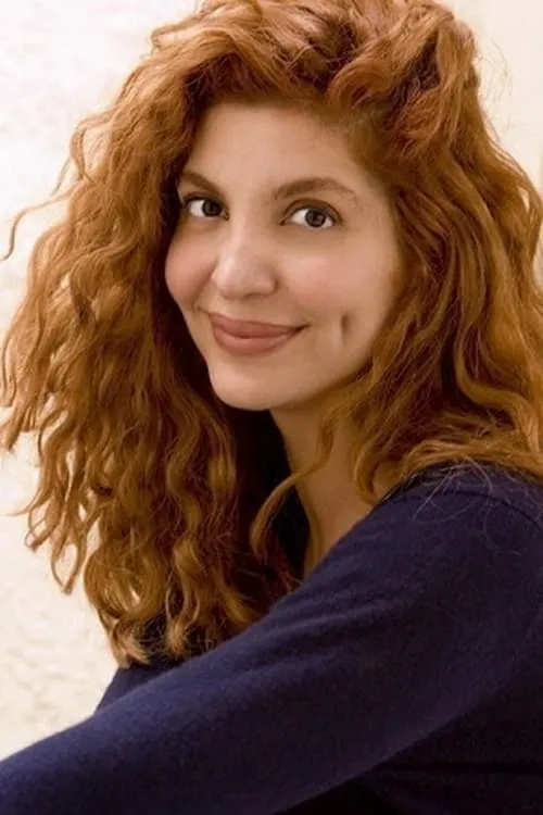 Jenna Mattison interpretando a Maggie Malone