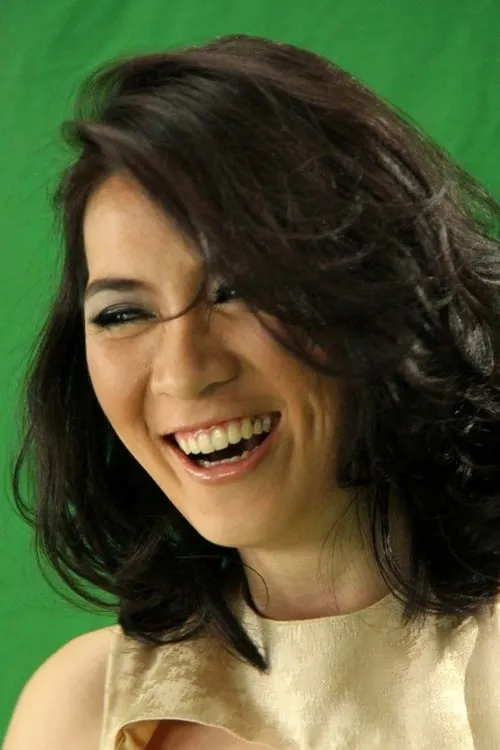 Jennifer Arnelita interpretando a Wati