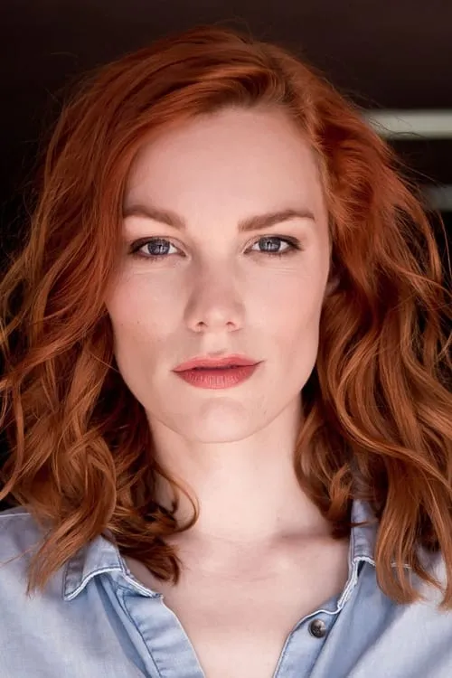 Jennifer Buschmann interpretando a Kira