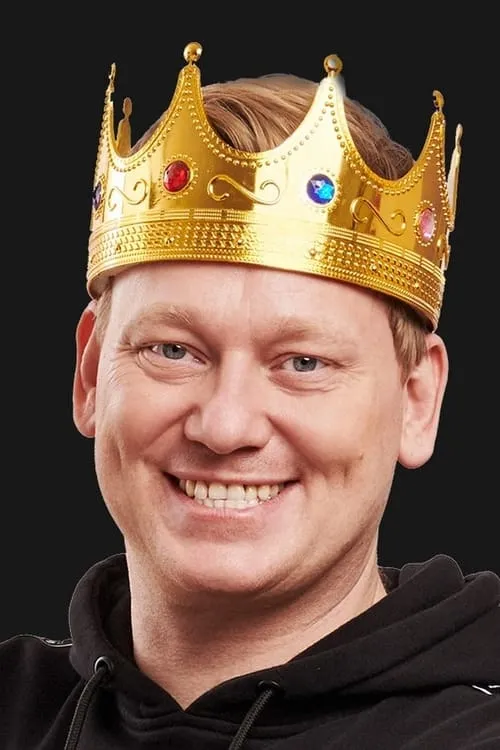 Jens Knossalla interpretando a Herr Hackebarth