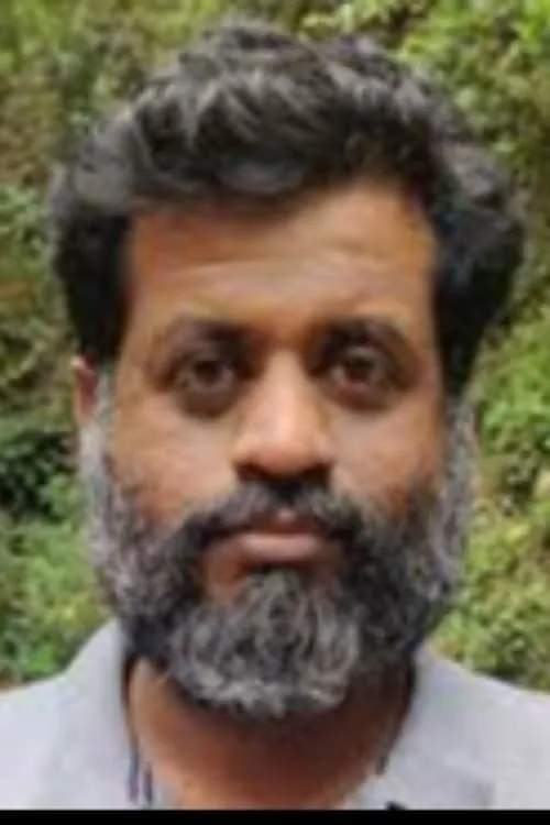 Priya Prakash Varrier ha trabajado con Jeo Baby en 1 ocasiones