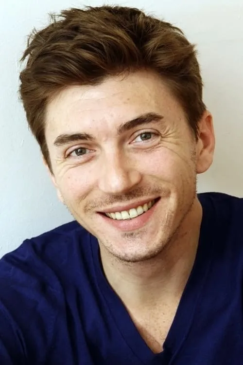 Jeoffrey Bourdenet interpretando a Firmin