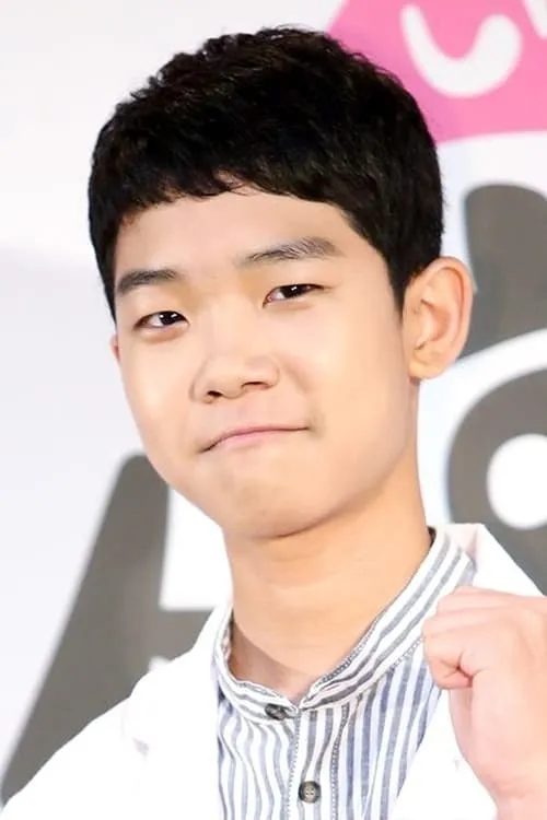 Jeong Sung-young — personaje: Kim Hyun Woo