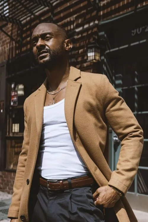 Jeph Cangé interpretando a Rosco