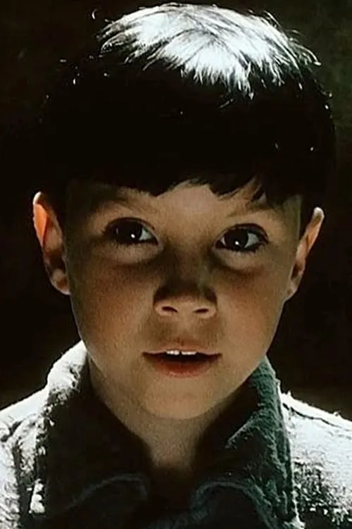 Jeremy Cooper interpretando a Seth Dove