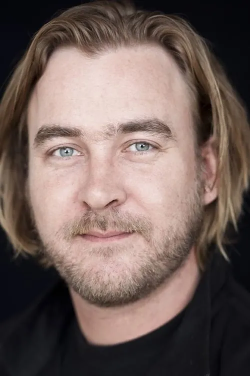 Roz Turnbull ha trabajado con Jeremy Elwood en 1 ocasiones